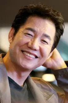 Park Sang-won como: Lee Jeong Hoon