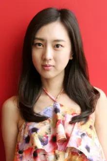 Kiki Sugino como: Seo Yeong-hwa