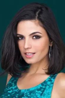 Emanuelle Araújo como: Leila