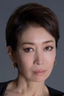 Na Young-hee como: Kyung-ho's Wife