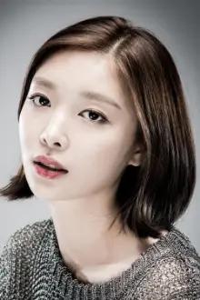 Kim Ha-kyung como: Kang Mi-Hye