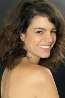 Marina Glezer como: La Pelu