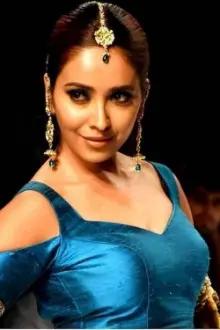 Asha Negi como: Gauravi