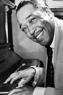 Duke Ellington como: Piano Player