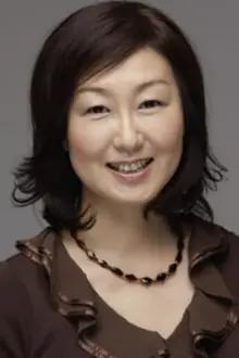 Akiko Takeshita como: Ms. Kawasaki
