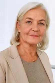 Hildegard Schmahl como: Bertha