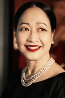 Nhu Quynh como: Mrs. Văn Minh (Mrs. Civilized)