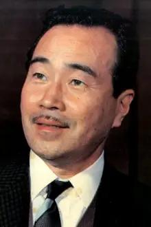 Hisaya Morishige como: Ichiro Okamura