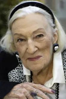 Hélène Duc como: Aunt Gianni