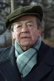 Walter Lendrich como: Bauer Dickopp