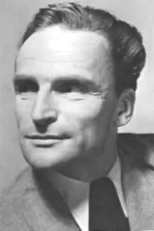 Herwart Grosse como: Gestapochef Müller