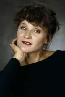 Renée Fokker como: Sonia
