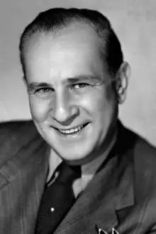 Bud Abbott como: Chick Young (archive footage)