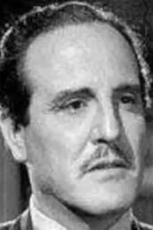 Jorge Mondragón como: Don Carlos