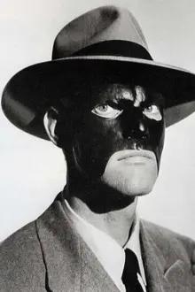 Tom Steele como: The Masked Marvel