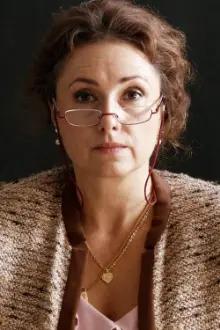 Zuzana Mauréry como: Riva Krieglová