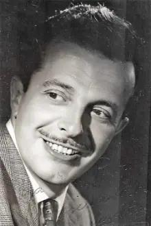 Ángel Picazo como: Luis Escobedo