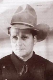 Edmund Cobb como: Sheriff Frank Stoner