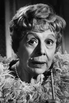 Edith Evans como: Lady Bracknell