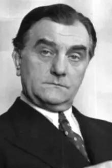 Alfred Neugebauer como: Staatsrat Bärenfels
