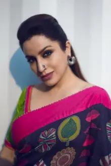 Tisca Chopra como: Savitri