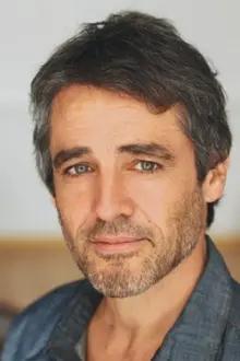 Germán Palacios como: Miguel Levy