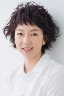 Nahana como: Asako Ueno