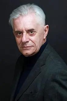 Franco Oppini como: Giuliano