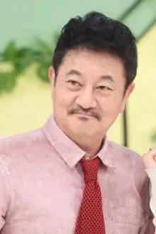 Park Jun-gyu como: Jun-sik Baek