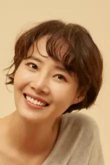 Kang Kyung-hun como: Hwang Su-yeong