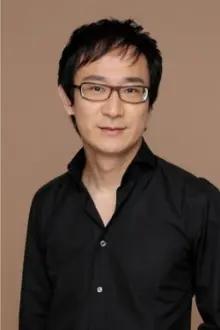 Ken Narita como: Takashi Katsuragi