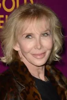 Trudie Styler como: The Woman