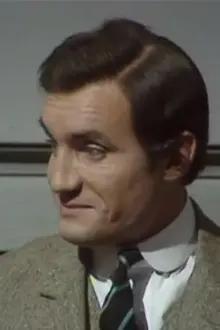 Anthony Ainley como: Bowers-One
