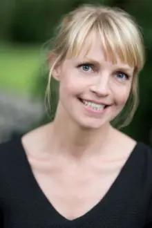 Kristine Rui Slettebakken como: Helle
