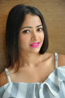 Shweta Basu Prasad como: Sruthi