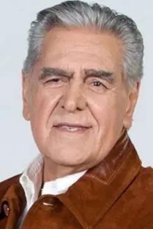 Eric del Castillo como: Bernal Suárez de la Garza