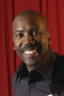 Nathan East como: Bass and Vocals