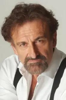 Massimo Venturiello como: Segretario di Du Terrail