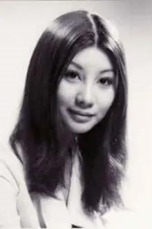 Mari Atsumi como: Aki Takase