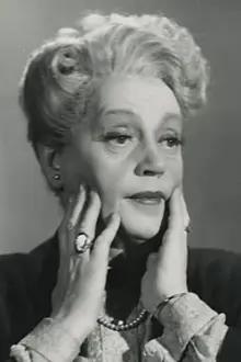 Maria Garland como: Martha Sværke