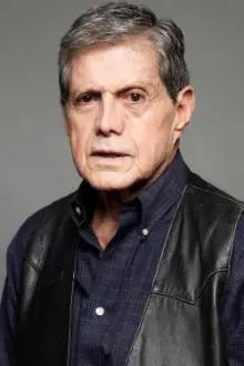 Héctor Bonilla como: Dr. Ramón Peñaloza