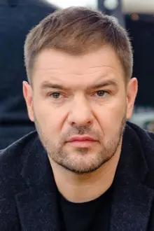 Tomasz Karolak como: Bogdan