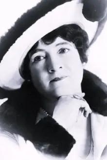 May Wallace como: Maggie Herring
