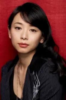 Nae Yuuki como: Tomoyo Tanabe