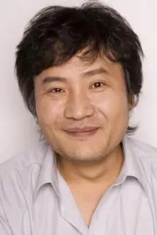 Choi Hong-il como: Dong-ju's Father