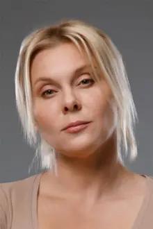 Yana Troyanova como: Lenka Shabadinova