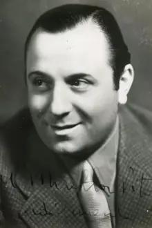 Carlo Campanini como: Farelli