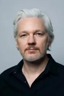 Julian Assange como: Ele mesmo