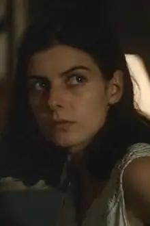 Cecilia Genovesi como: Esther Cipriani