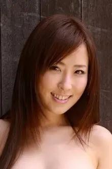 Mari Sakurai como: Maria
